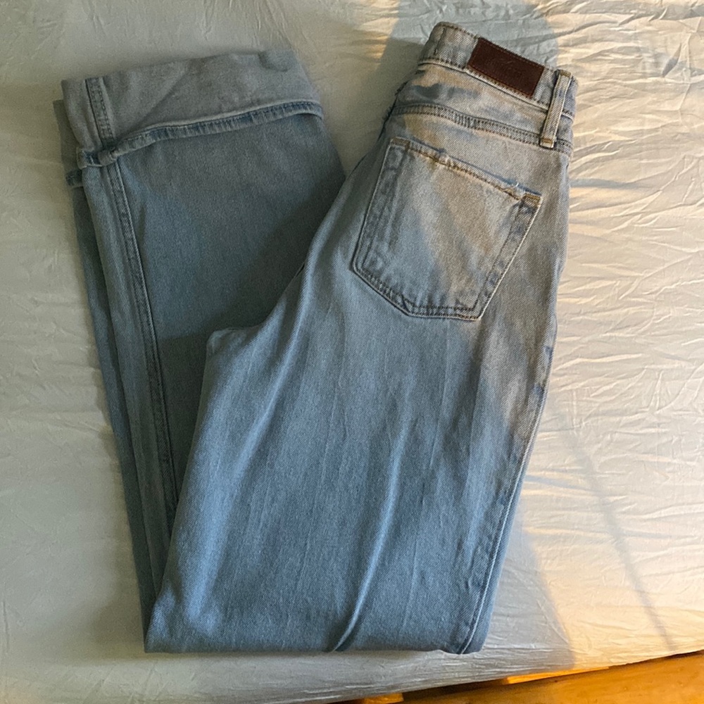 hollister ultra highrise dad jeans
